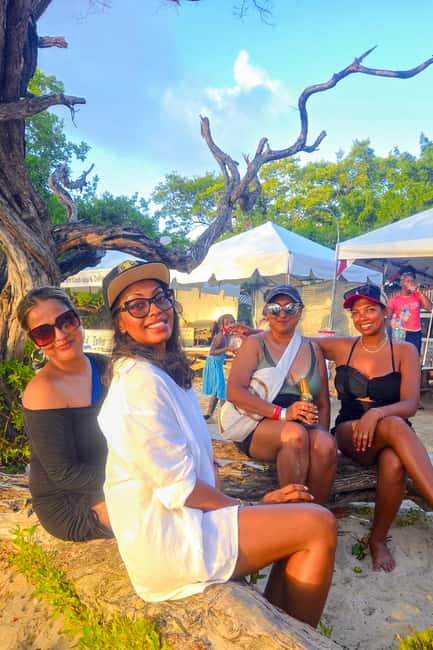 Buccoo Reef Nylon Pool Tour - Captain Phillips - The crew and the mood on board