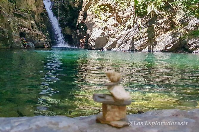 Paria Waterfall - Turtlehead Rock adds a memorable early stop
