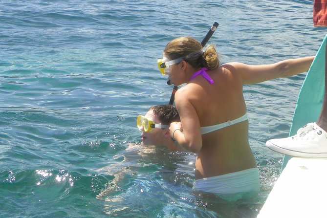 Tobago Buccoo Reef Glass Bottom Boat Cruise and Island Sightseeing Tour - Plymouth and the puzzle of the Mystery Tombstone